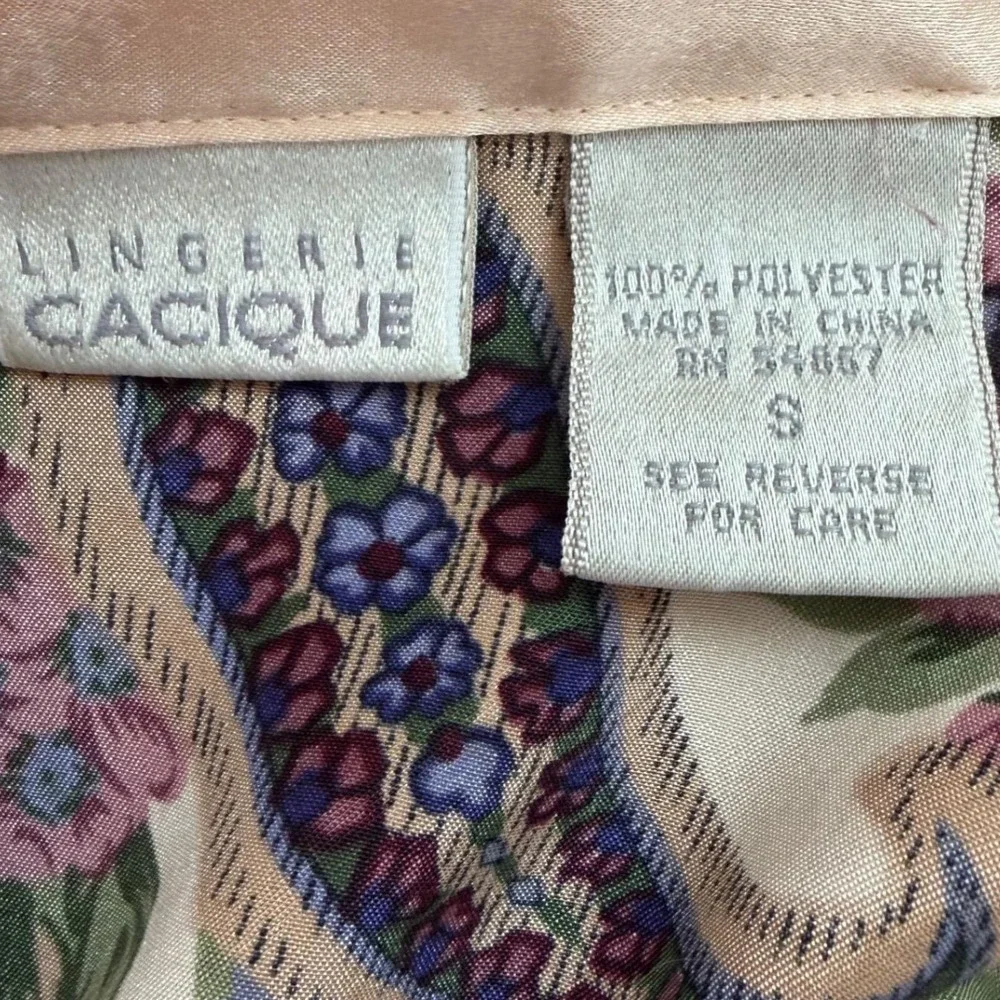 Cacique Vintage‎ Pajama Set Womens Small Pink Satin Floral Paisley Pearl Button